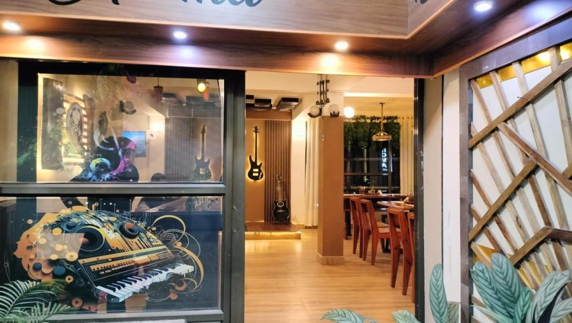 Aroma Inn Σιλόνγκ Εξωτερικό φωτογραφία