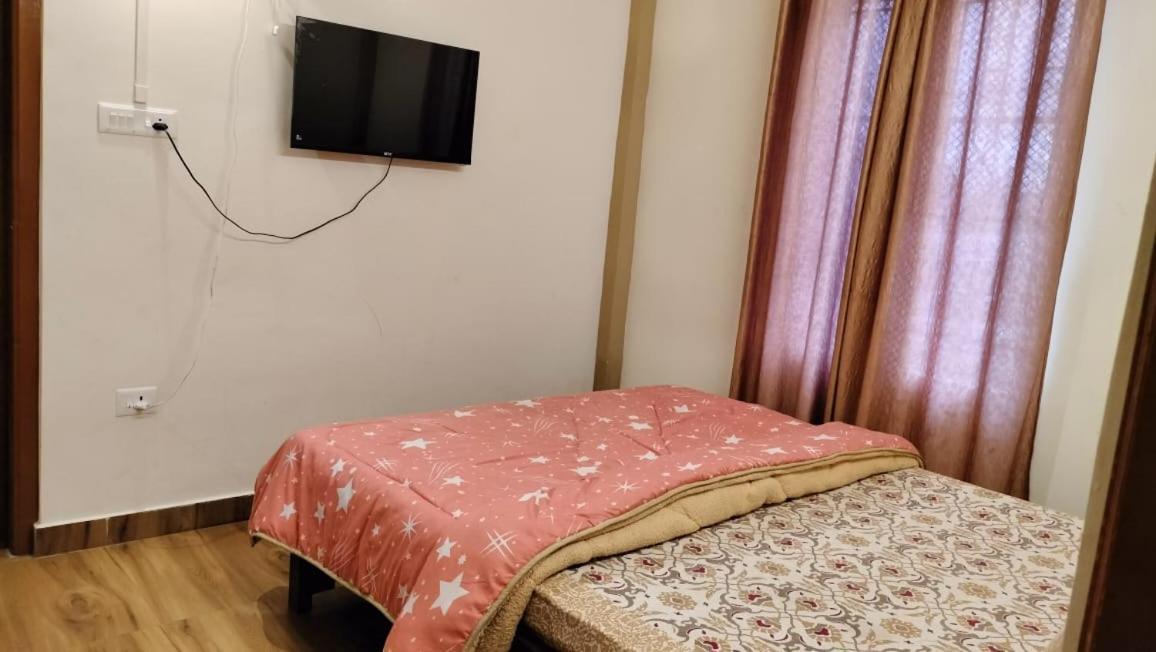 Aroma Inn Σιλόνγκ Εξωτερικό φωτογραφία