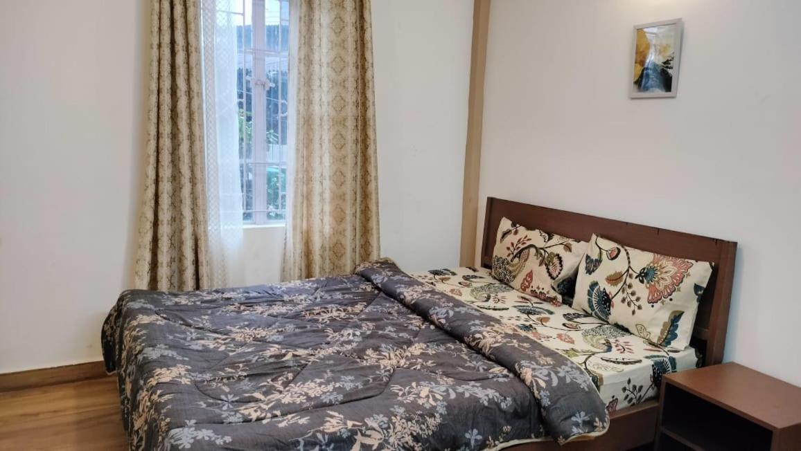 Aroma Inn Σιλόνγκ Εξωτερικό φωτογραφία