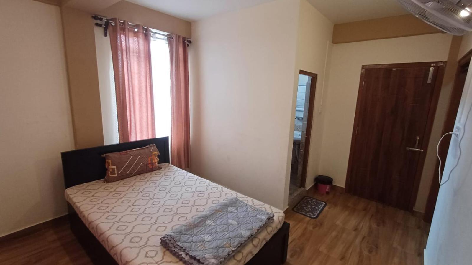 Aroma Inn Σιλόνγκ Εξωτερικό φωτογραφία
