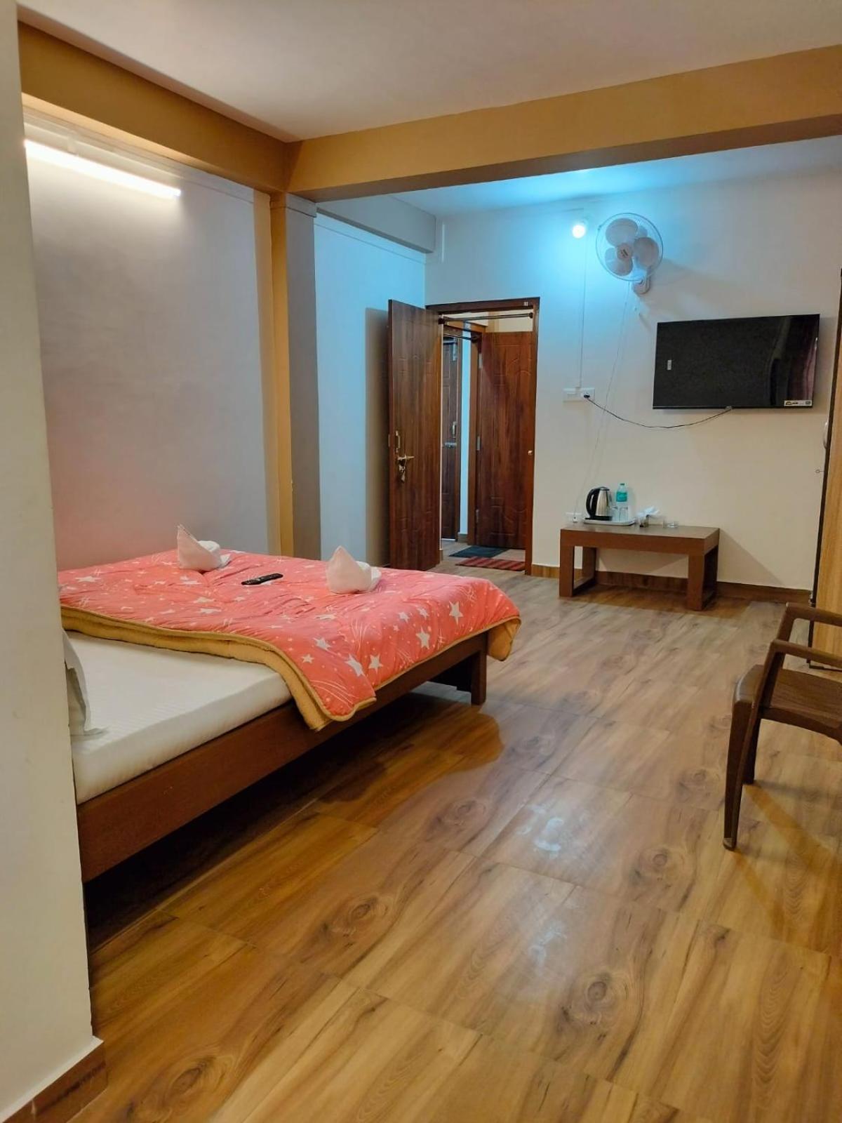 Aroma Inn Σιλόνγκ Εξωτερικό φωτογραφία