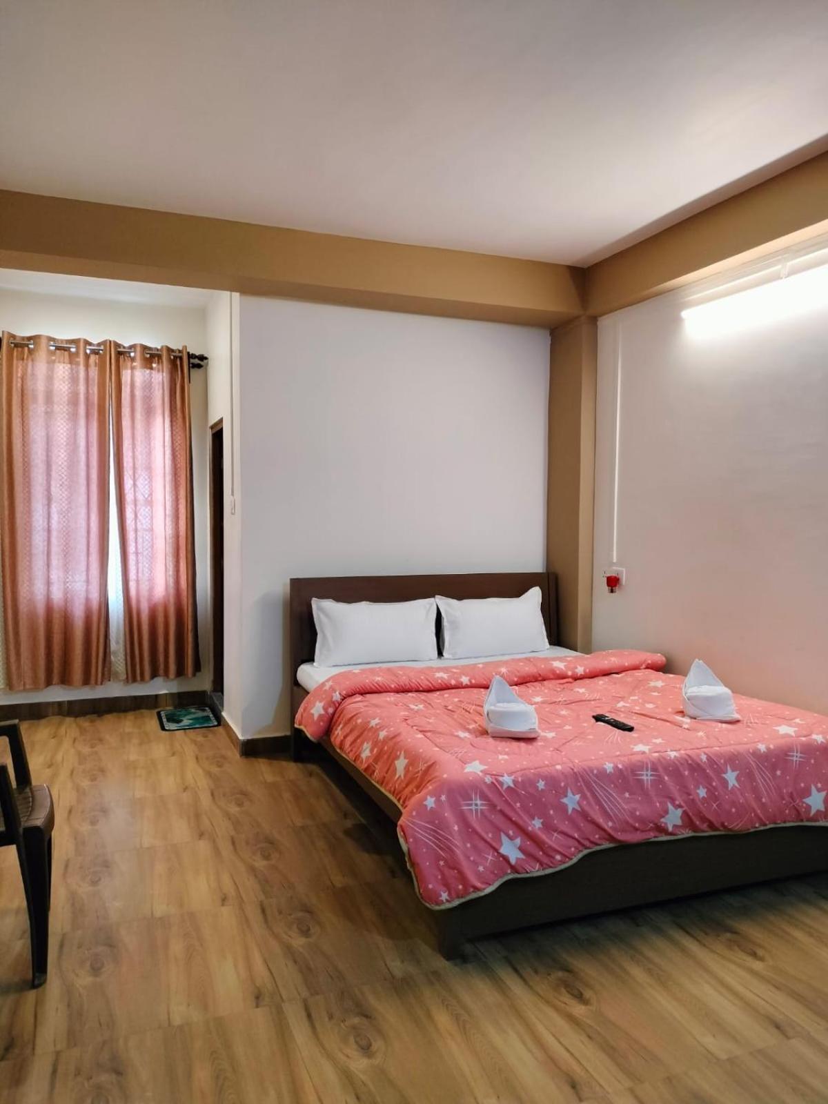 Aroma Inn Σιλόνγκ Εξωτερικό φωτογραφία